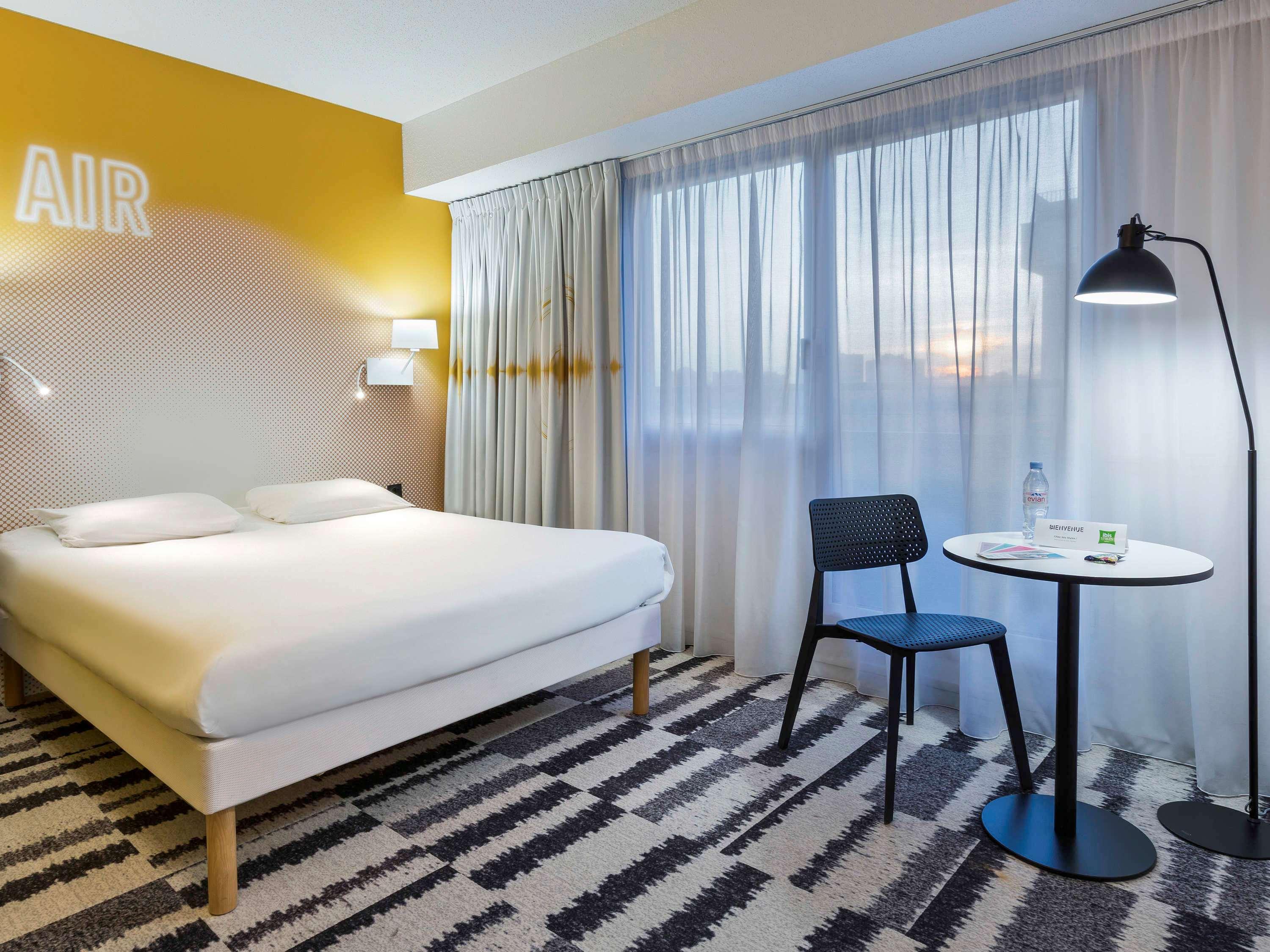 Ibis Styles Massy Opera Hotel Exterior foto